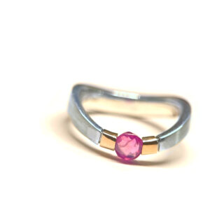 Eos Tordue Ring